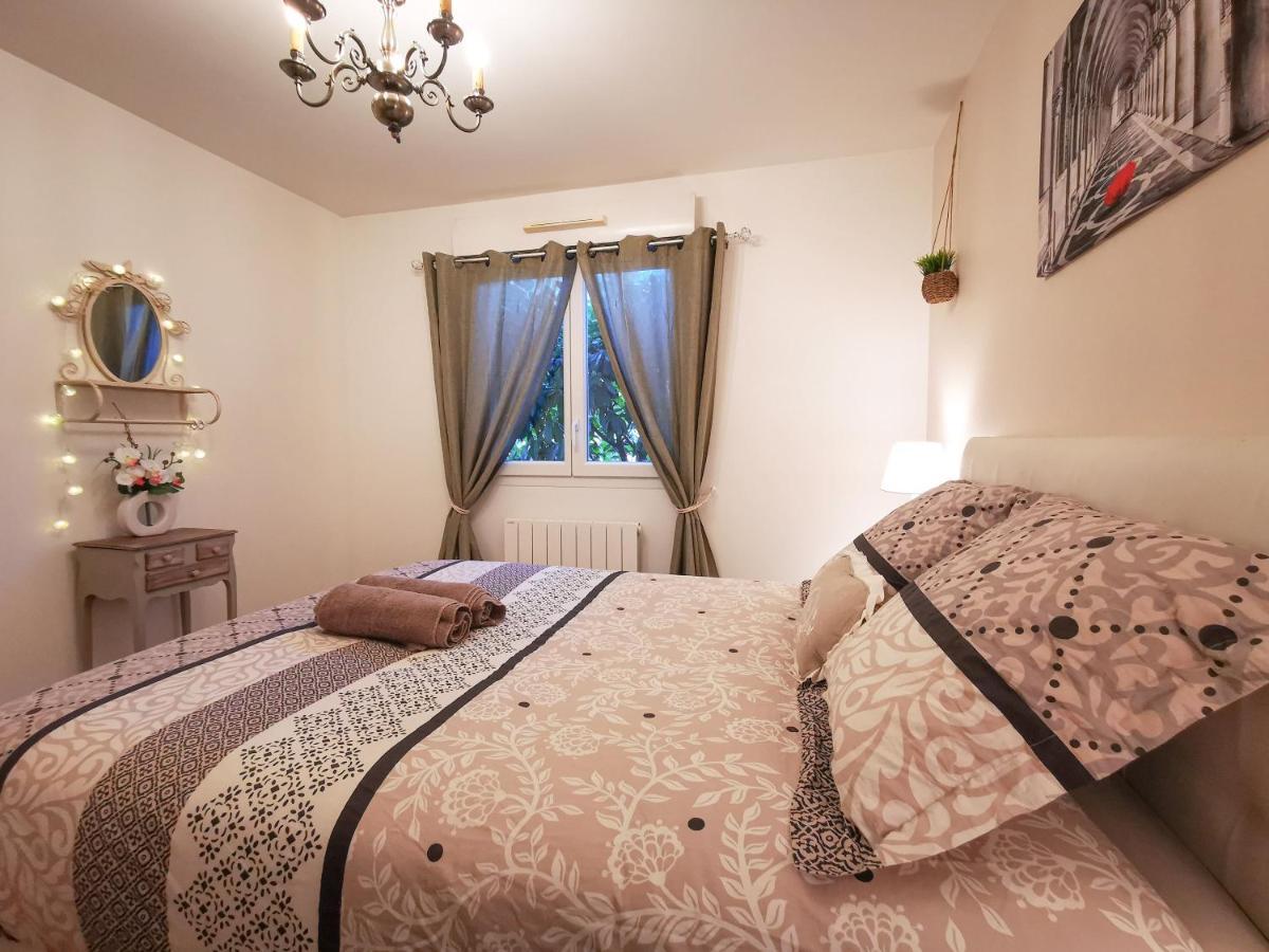 Leman Holidays - Le Chatelain Apartment โทนง-เลส์-แบงส์ ภายนอก รูปภาพ