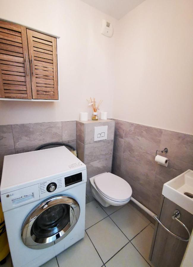 Leman Holidays - Le Chatelain Apartment โทนง-เลส์-แบงส์ ภายนอก รูปภาพ